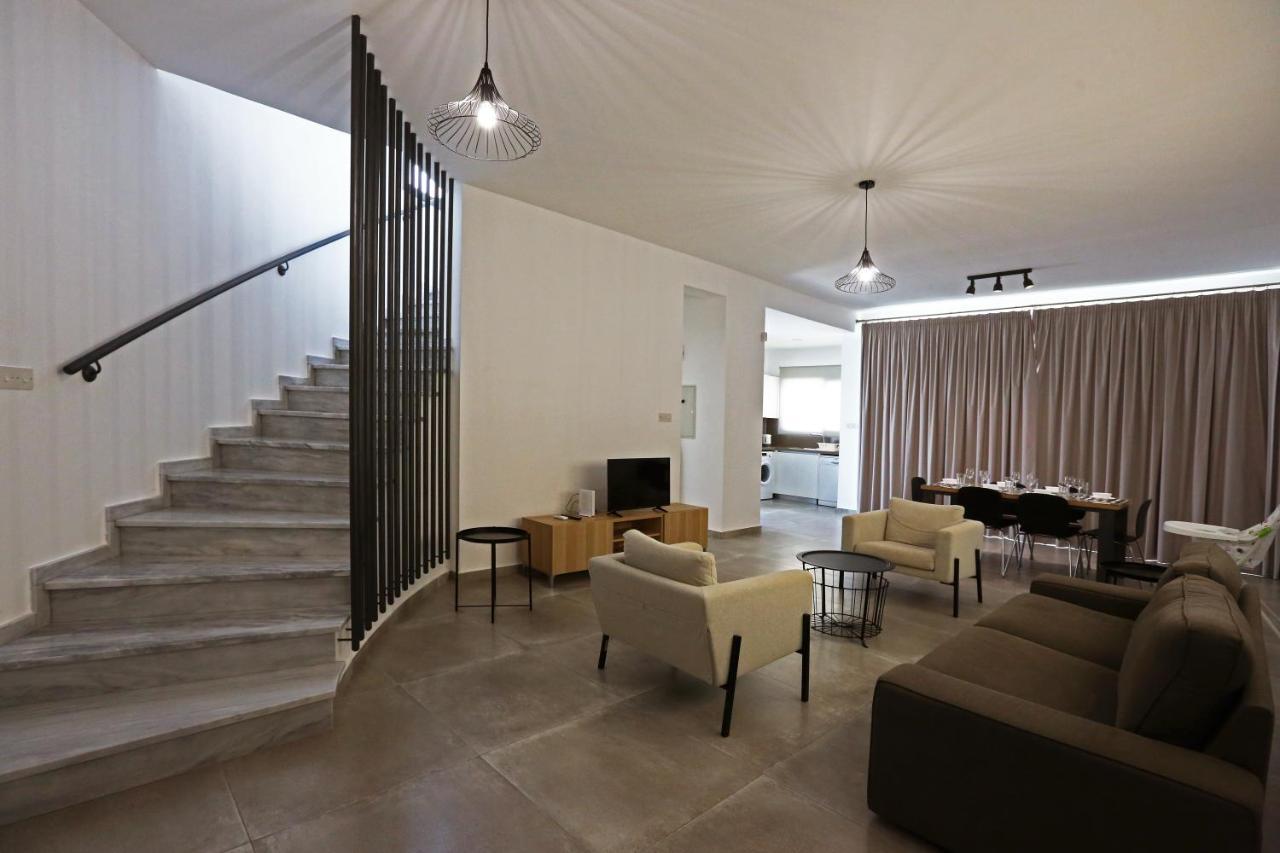 Villa Yria Coral Bay Exteriér fotografie